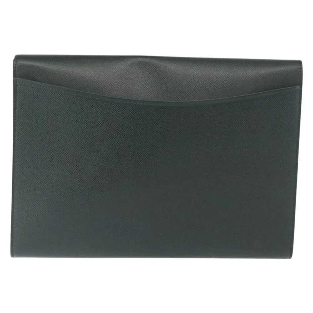 LOUIS VUITTON Taiga Leather Volga Briefcase Epicea